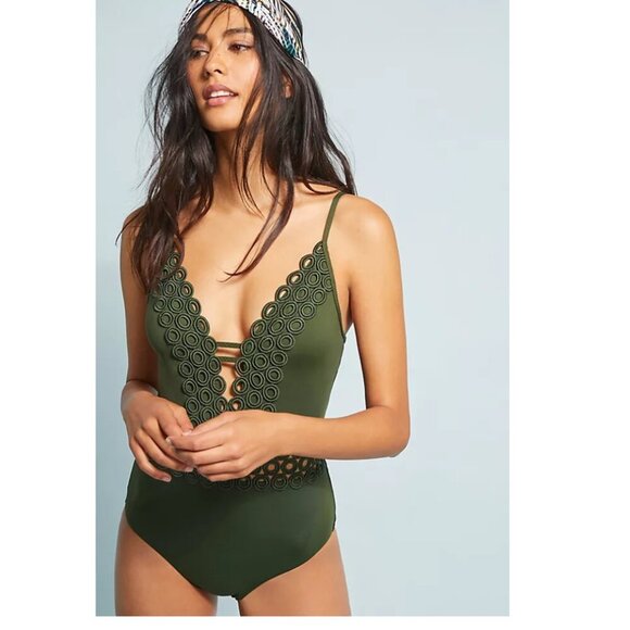 Becca Siren One Piece Swimsuit Bathing Suit Eyelet Boho Moss Green Size L Large - Picture 10 of 10
